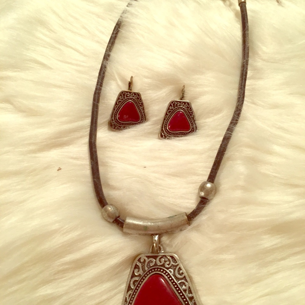 Necklace and earring set - Picture 1 of 4